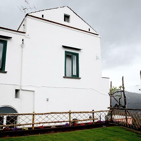B&B Nel Mar Вико Екуензе Екстериор снимка